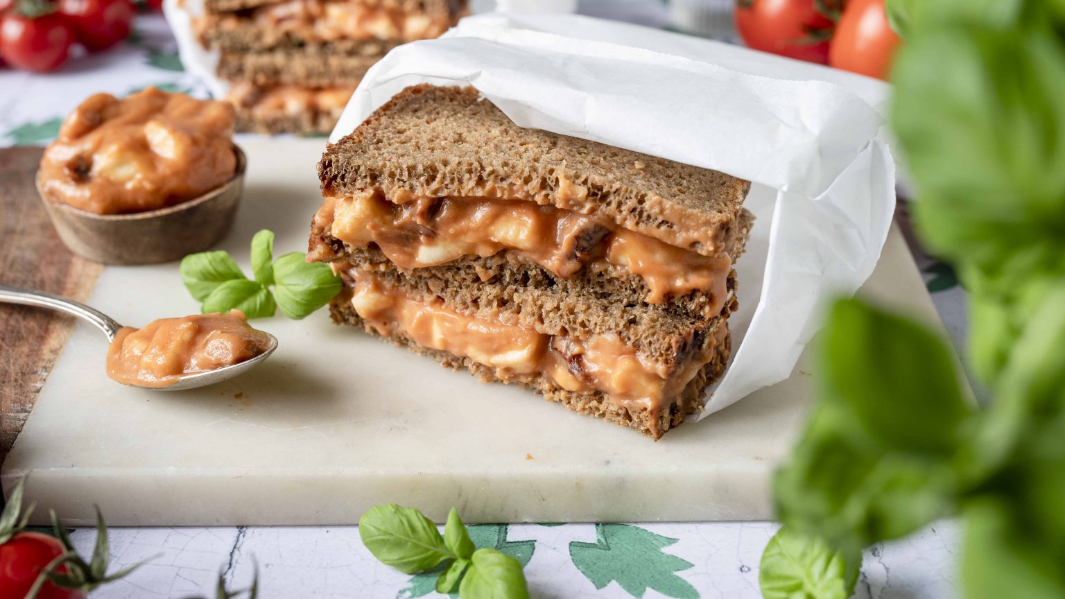 Pausenbrot-Aufstrich – Tomate Mozzarella – Sterneküche macht Schule